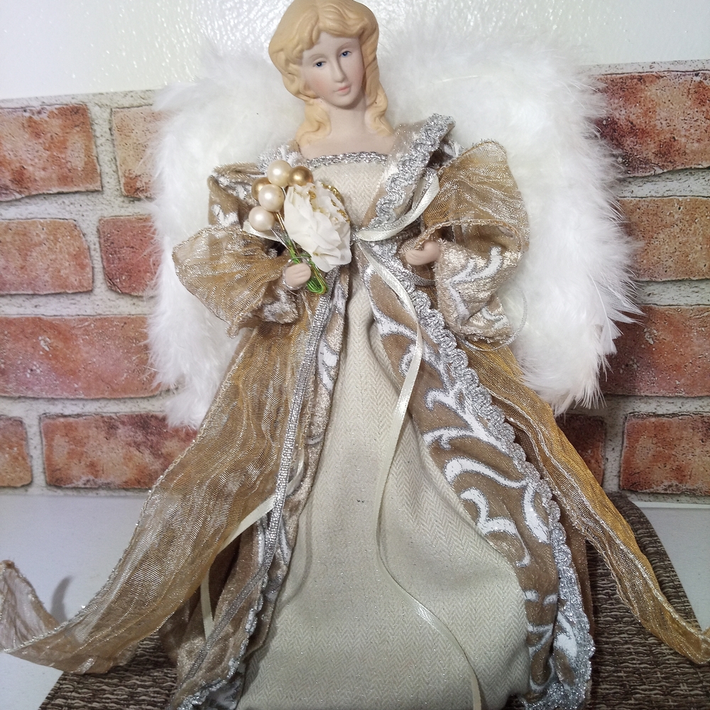 Vintage Porcelain Angel Tree Topper 🪉 Feather Wings